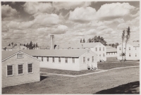 Camp McCoy Barracks, October 1942 [Courtesy of Fumie Hamamura]