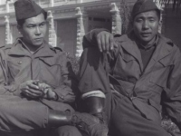 Higuchi and Taki in Italy, 1945. [Courtesy of Fumie Hamamura]