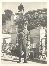 Katsumi Kometani in Italy, 1945. [Courtesy of Dorothy Kometani]