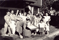 Making mochi, from left to right: Rocky Murakami, Clarence Yasu Mukawa, Clifford Araki, Edith Mukawa, Edna & Bull Okuno, Miki Murakami, Sachi Araki [Courtesy of James Kawashima]